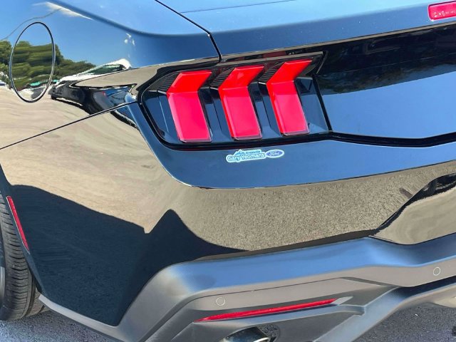 Used 2026 Ford Mustang Premium RWD image 10