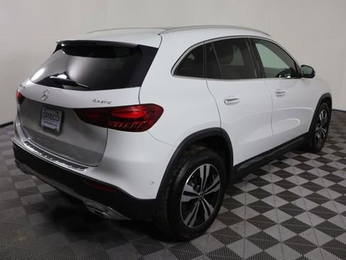 Used 2024 Mercedes-Benz GLA 250 4MATIC w/ Winter Heating Package image 8