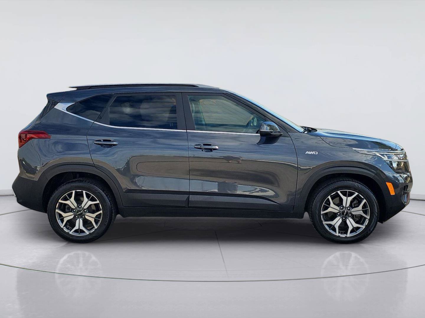Used 2023 Kia Seltos EX AWD/4WD image 6