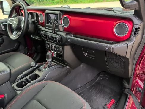 Used 2021 Jeep Gladiator Rubicon w/ Trailer Tow Package image 22