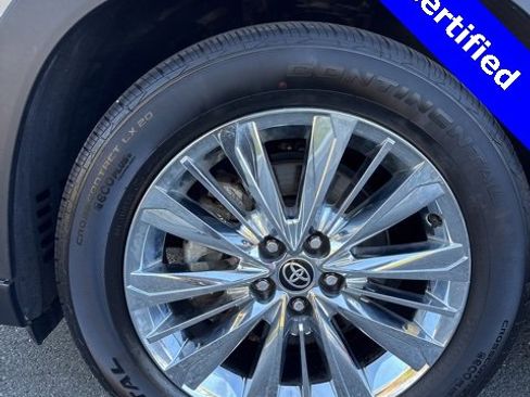 Used 2024 Toyota Grand Highlander Platinum image 10