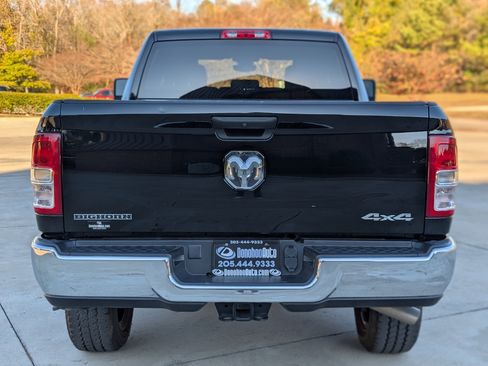 Used 2024 RAM 2500 Big Horn w/ Bed Utility Group image 8