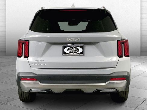 New 2026 Kia Sorento SX image 4