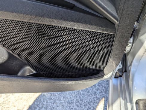 Used 2020 Toyota Camry SE image 15