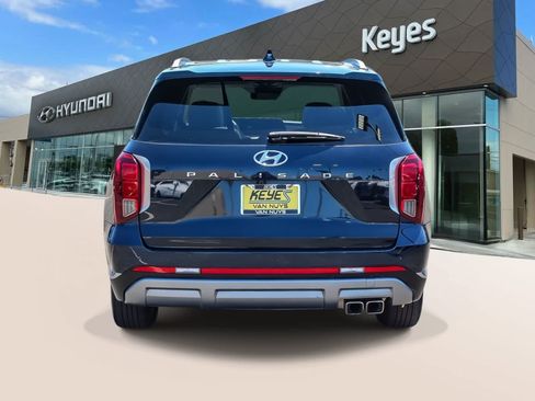 Certified 2024 Hyundai Palisade Limited FWD image 6