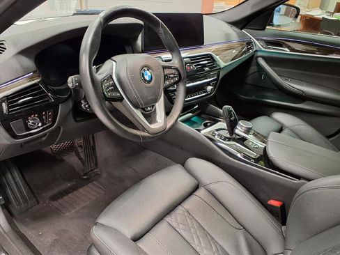 Used 2021 BMW 540i w/ Convenience Package image 20