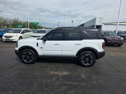 Used 2025 Ford Bronco Sport Outer Banks w/ Outer Banks Tech Package+ AWD/4WD image 6