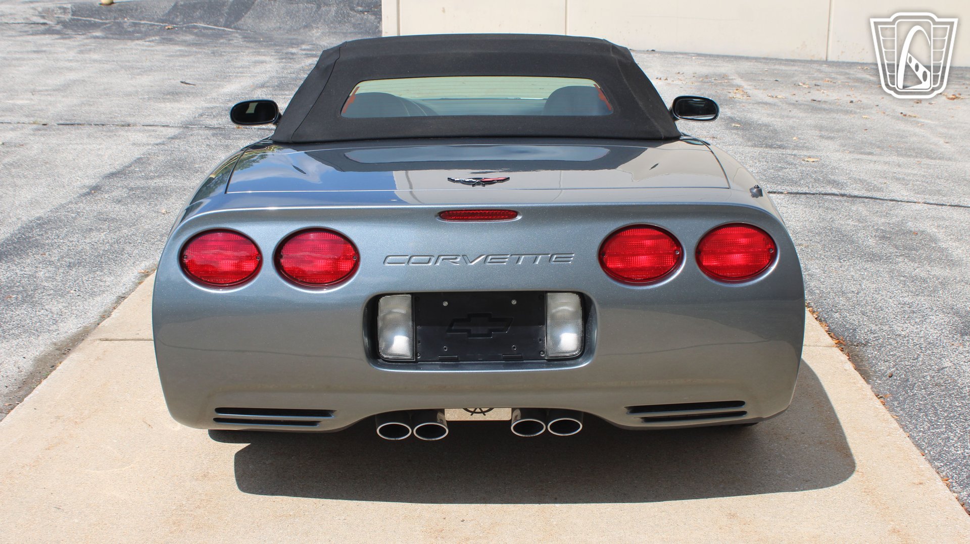 Used 2004 Chevrolet Corvette Convertible w/ Preferred Equipment Group RWD image 27