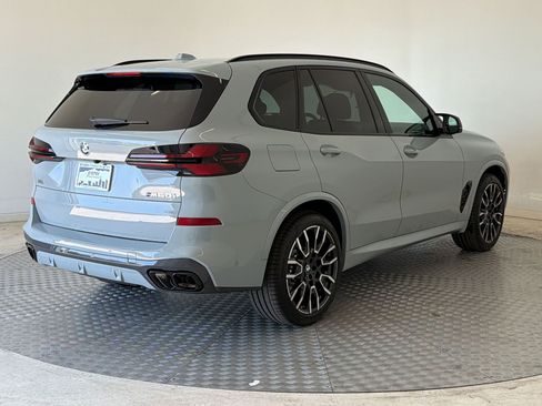 New 2026 BMW X5 M60i w/ Executive Package AWD/4WD image 9