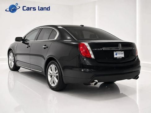 Used 2011 Lincoln MKS FWD image 5