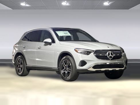 Used 2026 Mercedes-Benz GLC 300 image 6