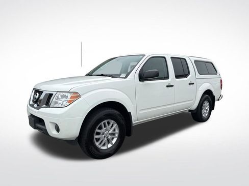 Used 2021 Nissan Frontier SV image 1