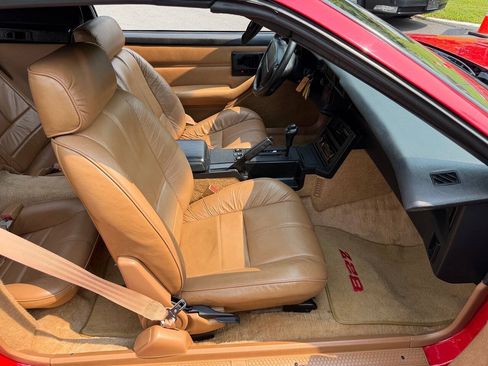 Used 1991 Chevrolet Camaro Z28 RWD image 16