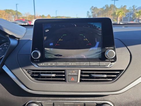 Used 2025 Nissan Altima 2.5 S image 27