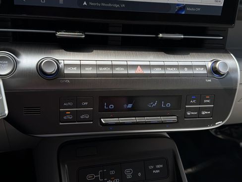 Certified 2024 Hyundai Kona SEL w/ Convenience Package FWD image 20