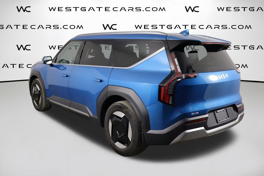 Used 2024 Kia EV9 Wind AWD/4WD image 45