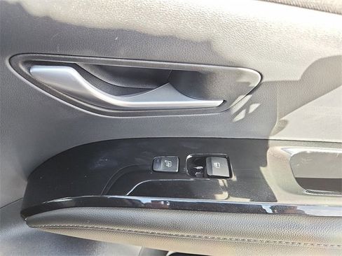 Certified 2022 Hyundai Tucson Limited w/ Cargo Package image 29