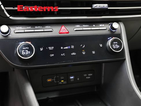 Used 2025 Hyundai Sonata SEL FWD image 20