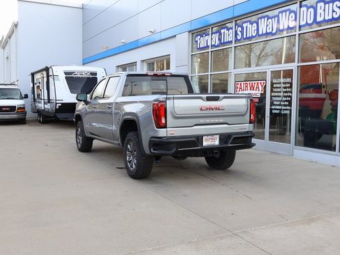New 2025 GMC Sierra 1500 AT4X image 8