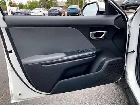 Used 2025 Kia K4 FWD image 22