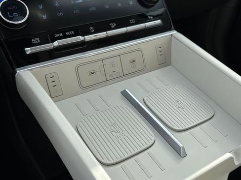 New 2026 Hyundai Santa Fe Calligraphy FWD image 24