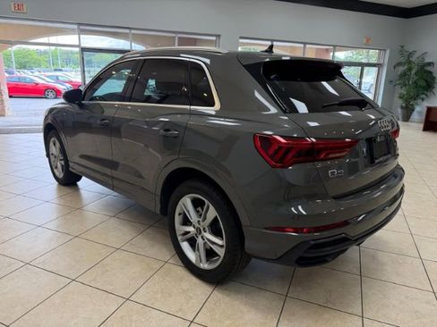 Used 2021 Audi Q3 2.0T Premium w/ Convenience Package AWD/4WD image 5