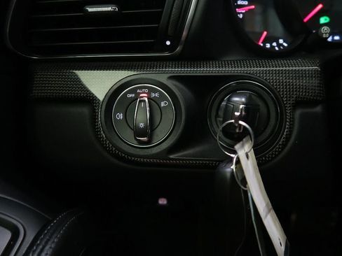 Used 2016 Porsche 911 Carrera 4 GTS image 28