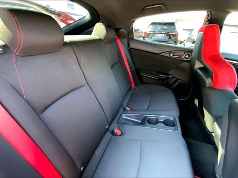 Used 2019 Honda Civic Type R image 18