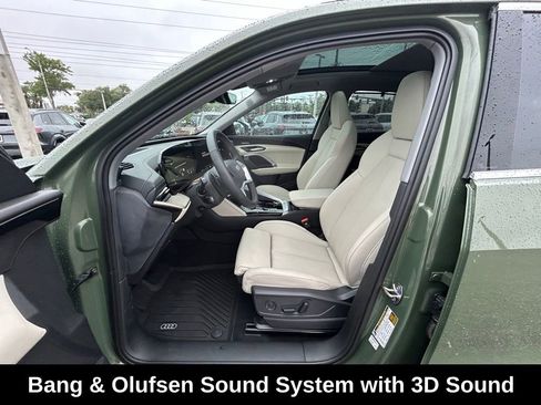 Used 2025 Audi Q5 Premium Plus w/ Premium Plus AWD/4WD image 16