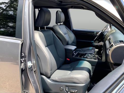 Used 2021 Lexus GX 460 Premium w/ Premium Package AWD/4WD image 8