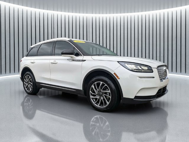 Used 2022 Lincoln Corsair FWD image 2