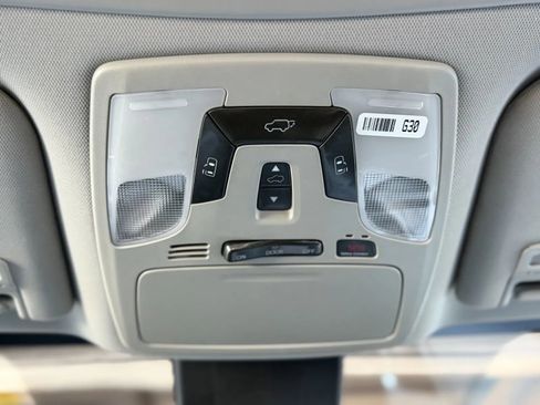 Used 2019 Toyota Sienna XLE w/ XLE Navigation Package image 42