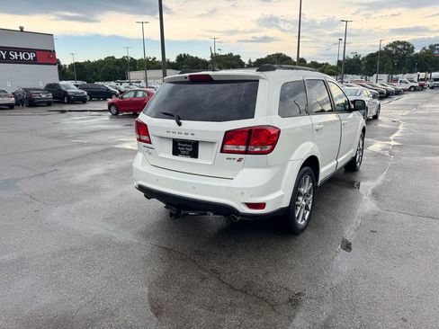 Used 2019 Dodge Journey GT w/ Driver Convenience Group AWD/4WD image 3