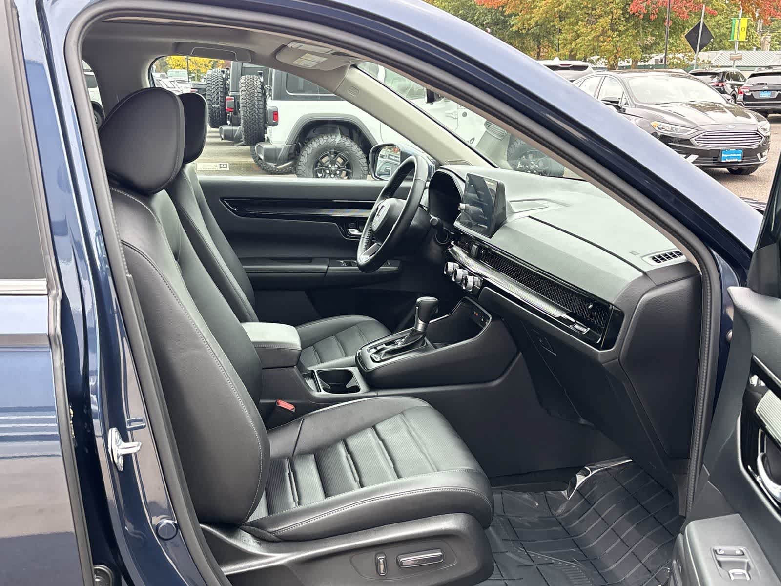 Used 2026 Honda CR-V EX-L image 9