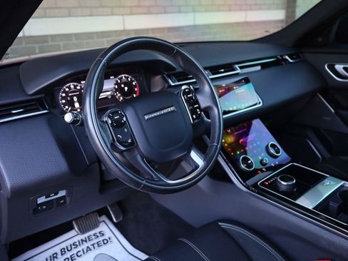 Used 2019 Land Rover Range Rover Velar R-Dynamic SE AWD/4WD image 15
