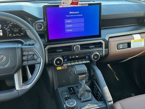 New 2026 Toyota 4Runner Limited AWD/4WD image 11
