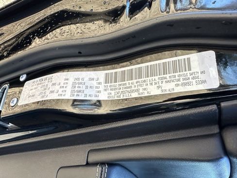 Used 2017 Jeep Cherokee High Altitude w/ Technology Group image 27