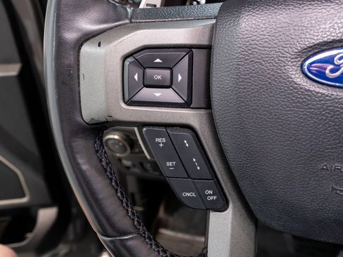 Used 2020 Ford F150 Raptor w/ Equipment Group 802A Luxury image 32