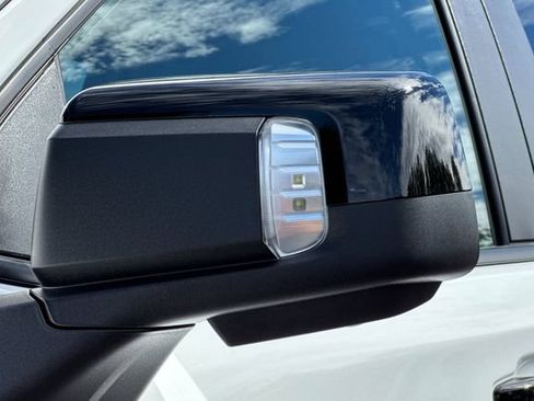 Used 2026 Chevrolet Silverado 1500 ZR2 AWD/4WD image 54