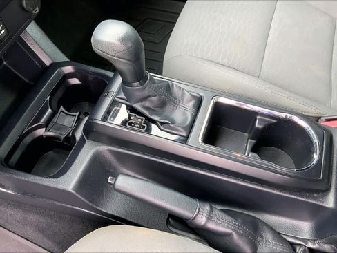 Used 2018 Toyota Tacoma SR image 15