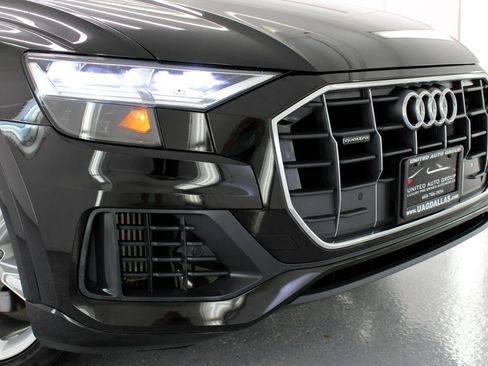 Used 2019 Audi Q8 Premium w/ Convenience Package image 22