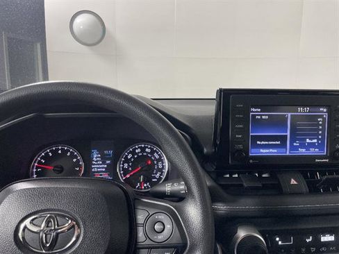 Certified 2022 Toyota RAV4 LE image 15
