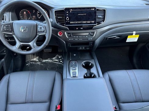 New 2025 Honda Ridgeline TrailSport+ image 10