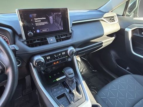 Used 2024 Toyota RAV4 XLE image 24