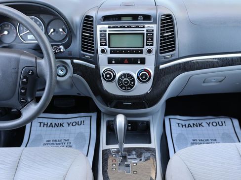 Used 2009 Hyundai Santa Fe GLS image 18