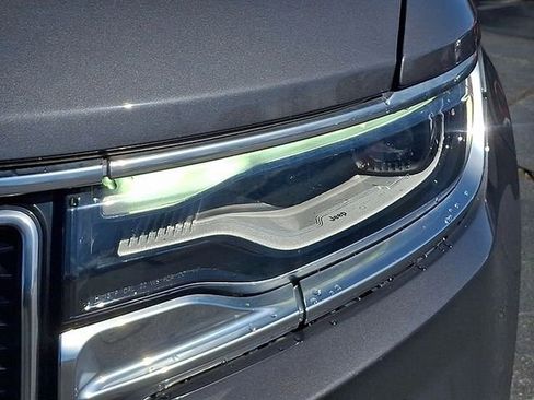 Used 2022 Jeep Wagoneer Series II image 9