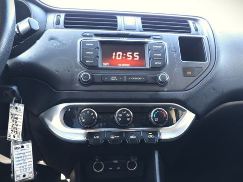 Used 2013 Kia Rio EX w/ Convenience Pkg image 22