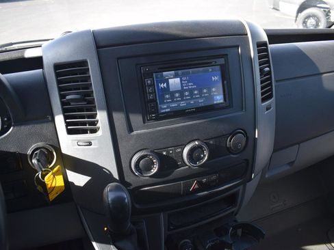 Used 2013 Mercedes-Benz Sprinter 2500 image 16