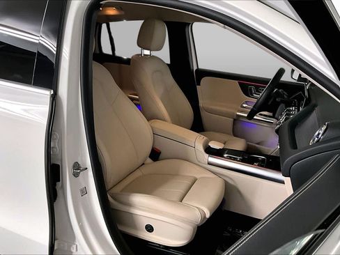 Certified 2023 Mercedes-Benz GLA 250 4MATIC image 8