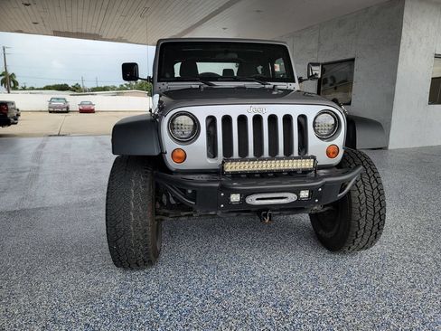 Used 2013 Jeep Wrangler Sport AWD/4WD image 8
